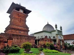 masjid-menara-kudus